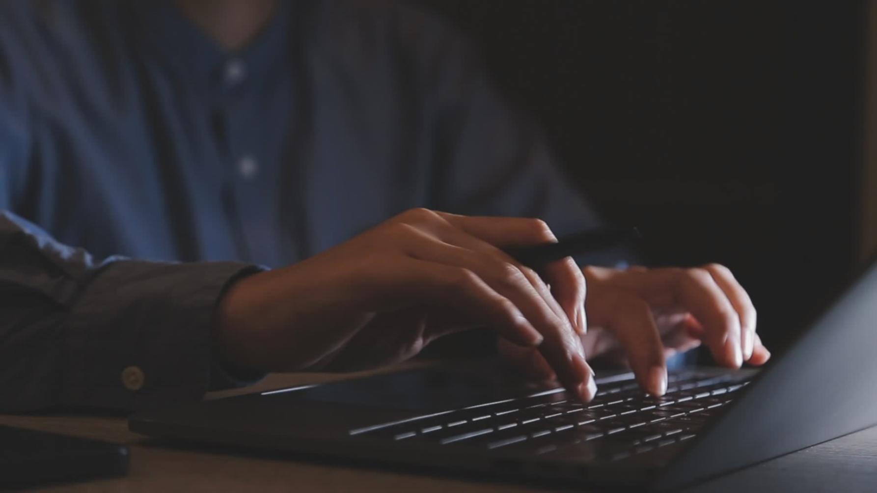 Рабочие материалы и инструменты для обучения продажам